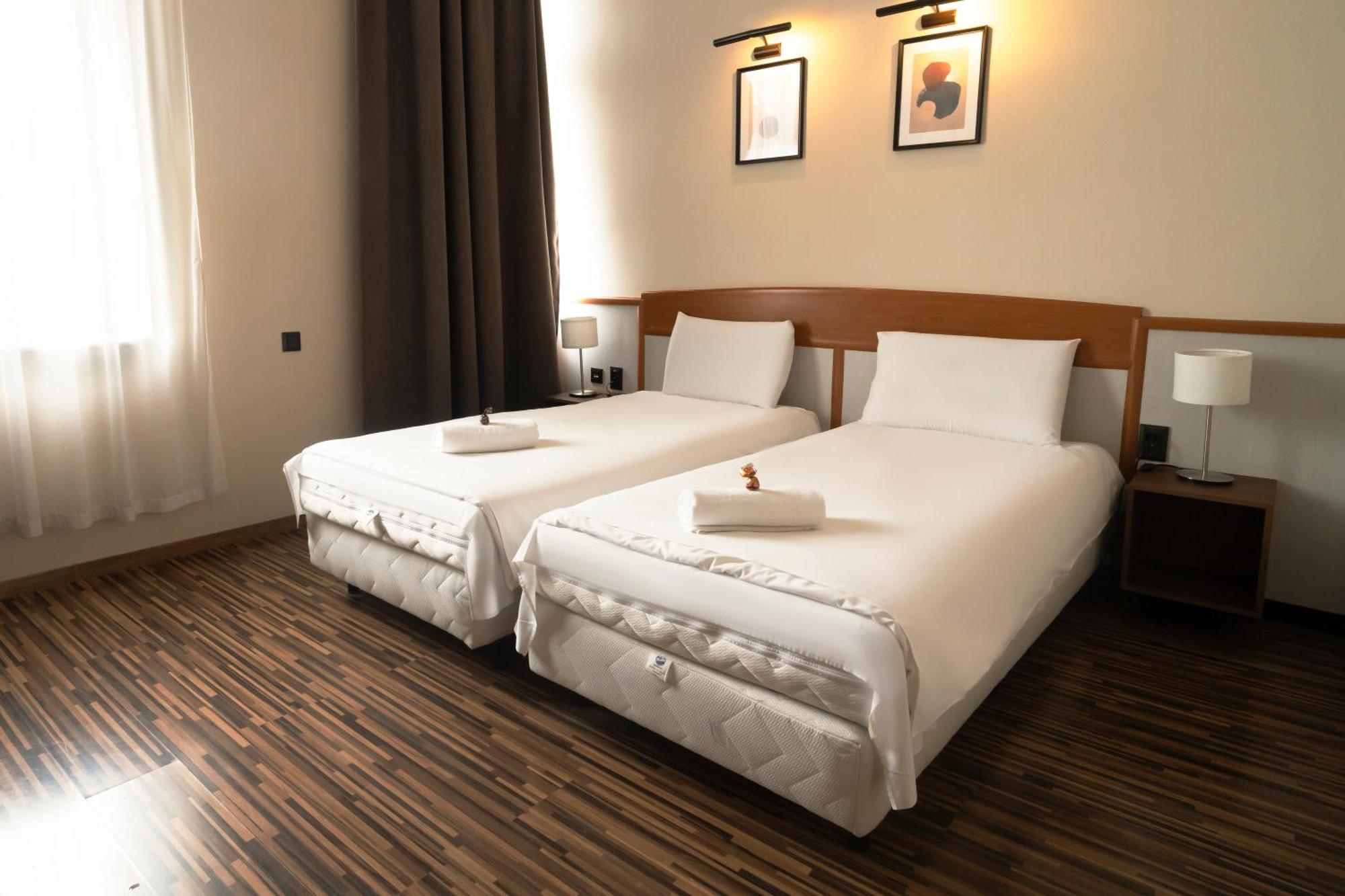 Korona Hotel Nyíregyháza Εξωτερικό φωτογραφία