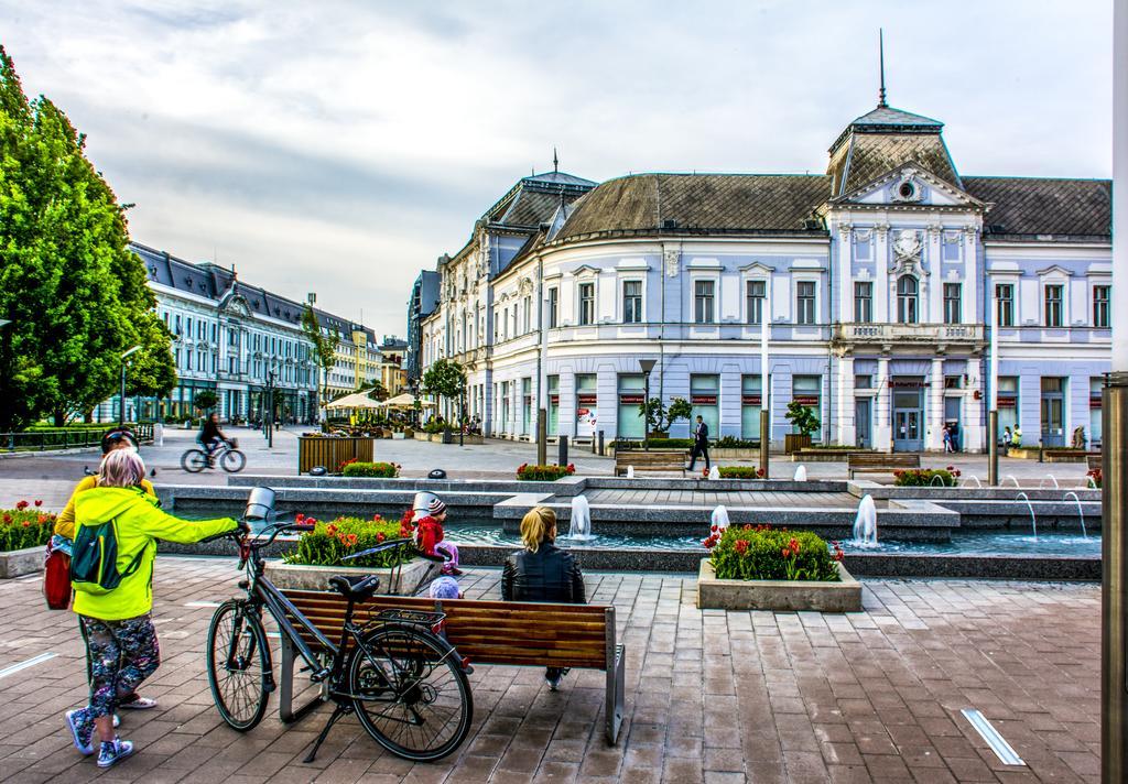 Korona Hotel Nyíregyháza Εξωτερικό φωτογραφία