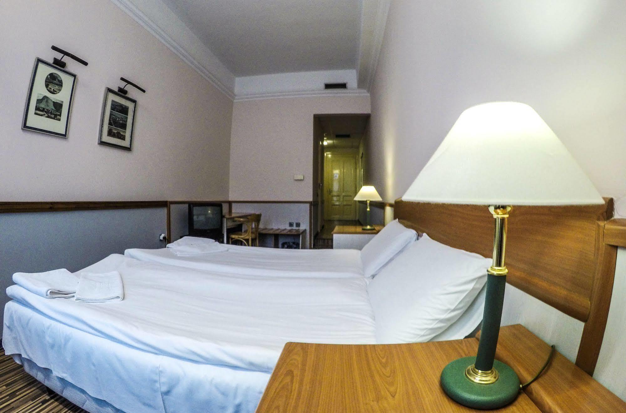 Korona Hotel Nyíregyháza Εξωτερικό φωτογραφία